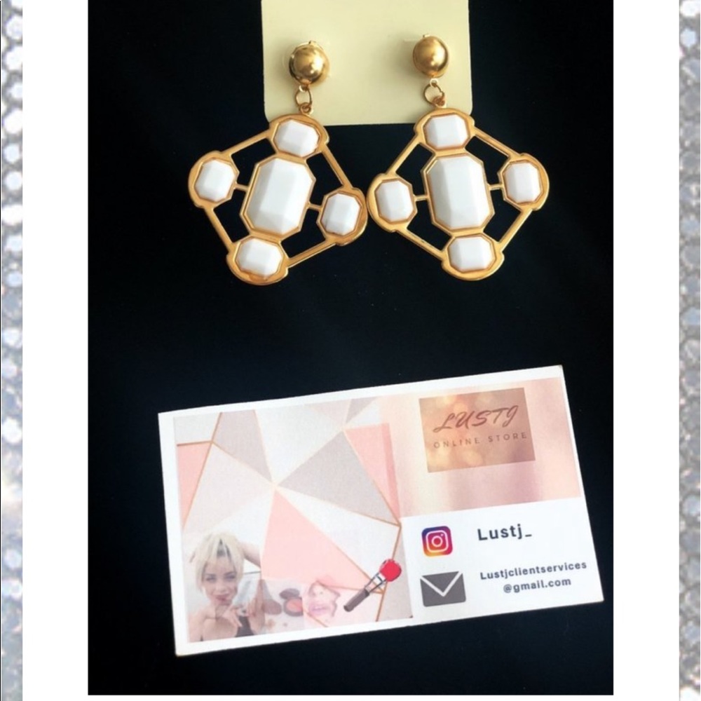 Earrings - impression night